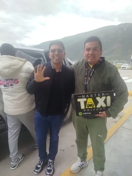 Cliente satisfecho de Tours Huascarán en el aeropuerto de Huaraz #6